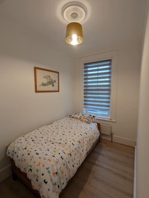 Spacious First Floor Family Flat, Sea View Torquay Exterior foto
